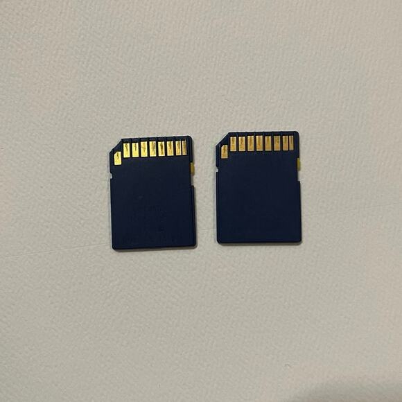 SD Memory Cards for Digital Cameras - Lexar Media 512MB - Picture 2 of 2